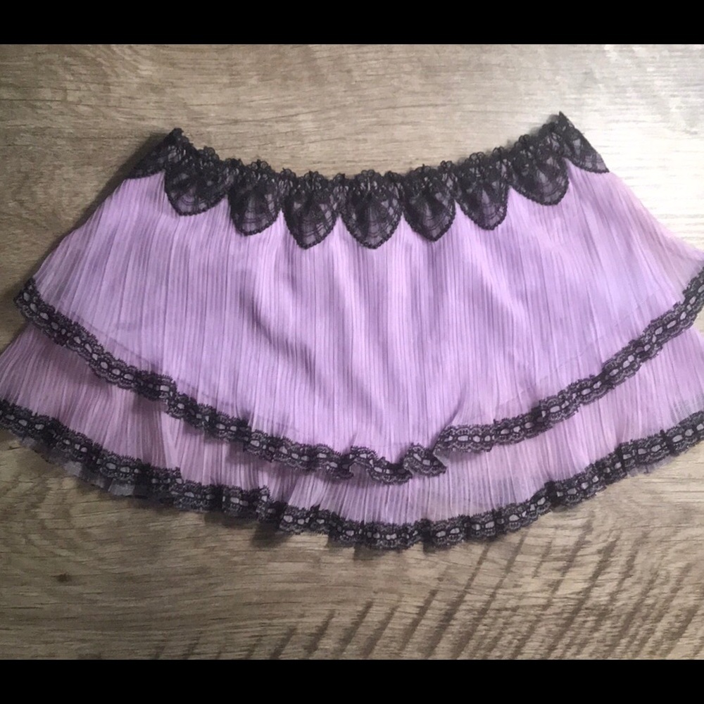 💜Jezebel’s Purple and Black Mini Skirt Lingerie